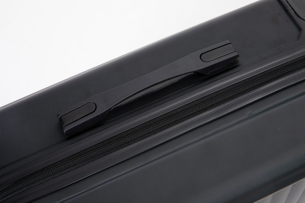 TravLuma 20" Lightweight Carry-On