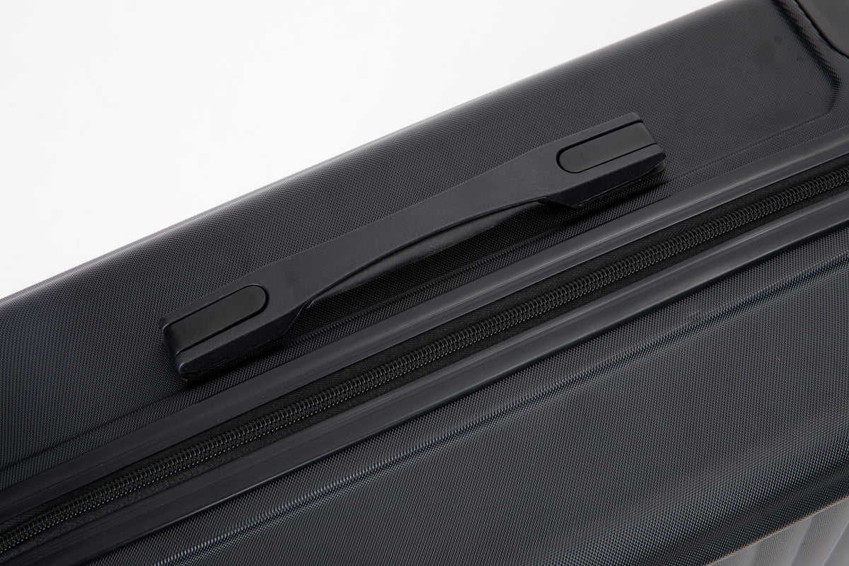 TravLuma 20" Lightweight Carry-On